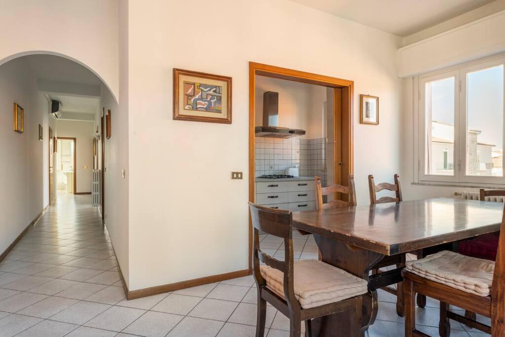 Chic Italian Escape - Casa Vacanze Lorusso 몬테카티니테르메 외부 사진