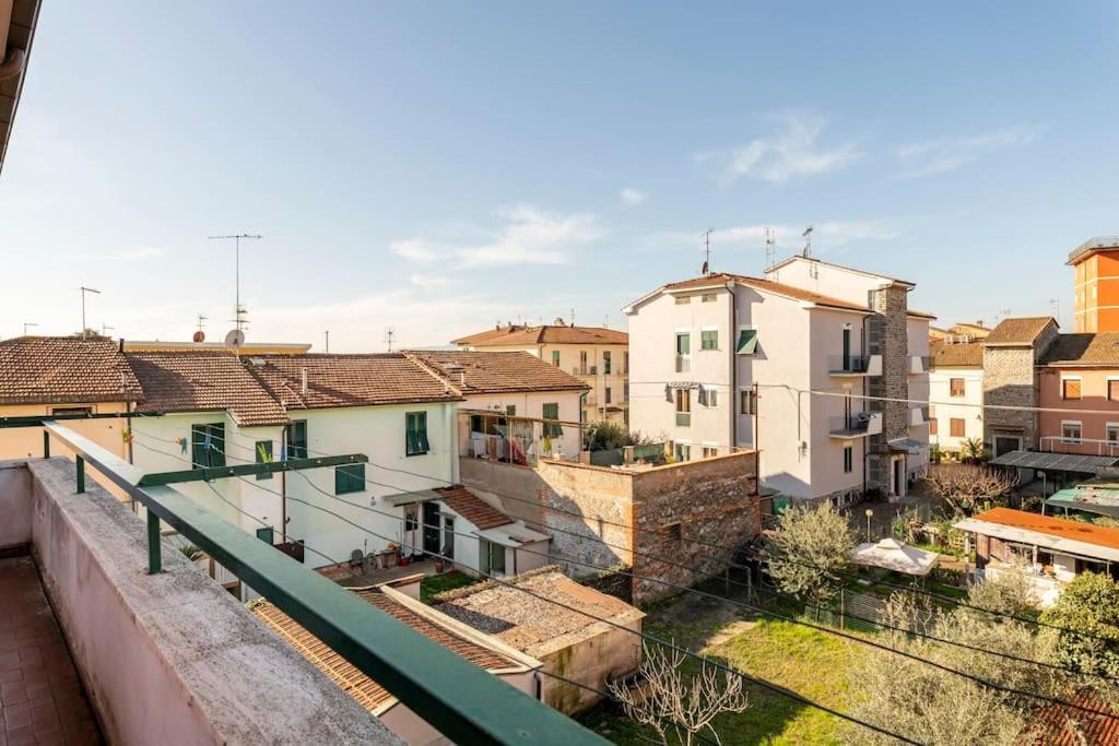 Chic Italian Escape - Casa Vacanze Lorusso 몬테카티니테르메 외부 사진